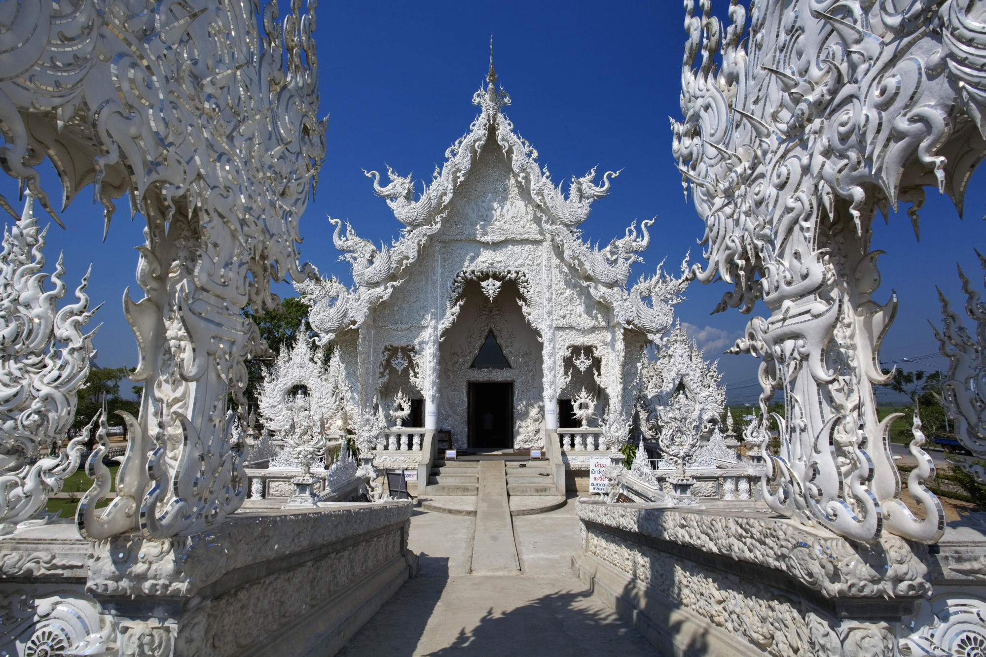 Wat Rong temple
