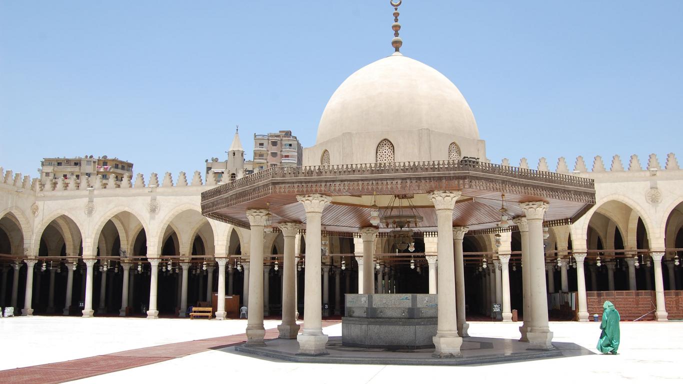 Cairo cami 1366 x 768